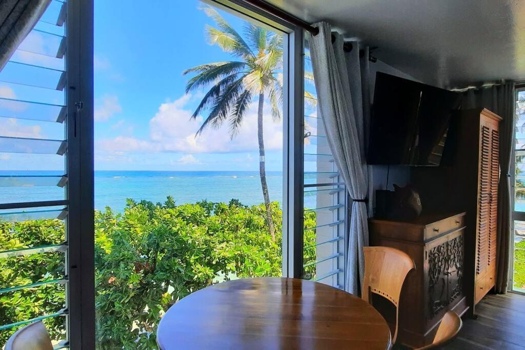 Breezy Beachfront Bali-Style Haven 180 Degree Oceanview Hau'ula Dış mekan fotoğraf